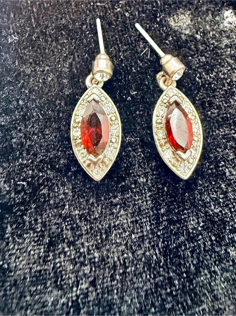 Red Stone Drop Earrings and pendant set in silver